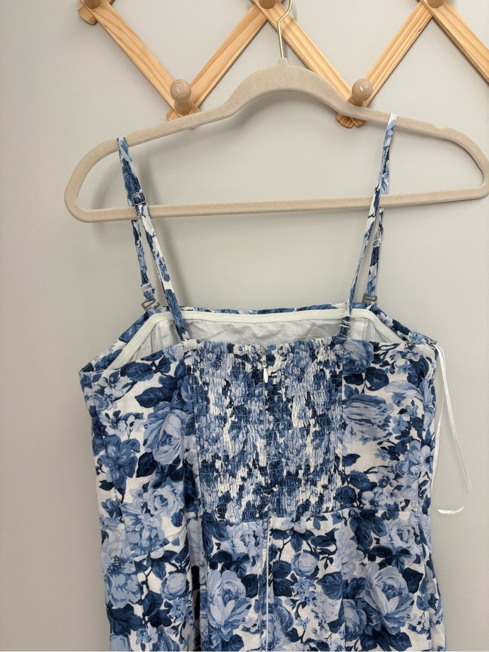 Abercrombie & Fitch Floral Linen Midi Dress size Medium - Picture 8 of 9